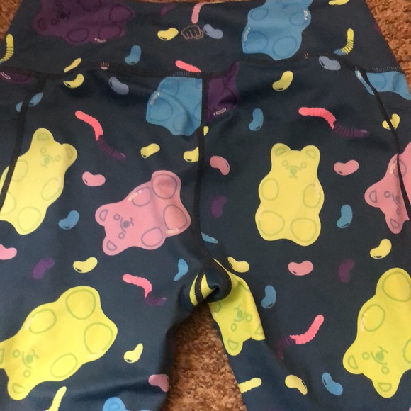 Feed me fight me leggings with gummy bears and worms. - Picture 3 of 3